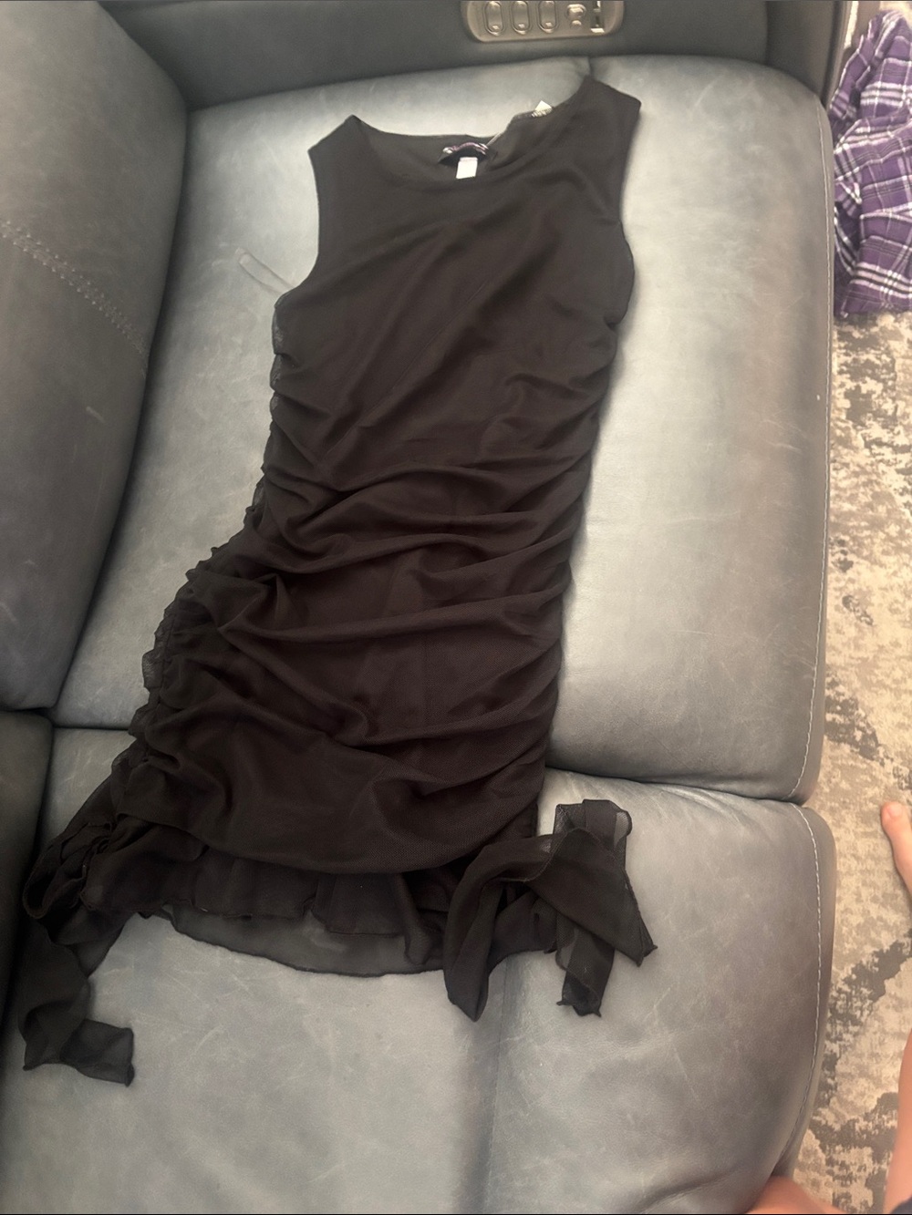 Xtraordinary Black Sleeveless Ruched Chiffon-Hem Dress